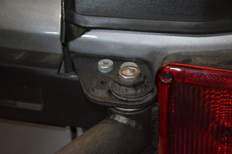 07-18 Jeep Wrangler Body Mounted Tire Carrier - Image 8