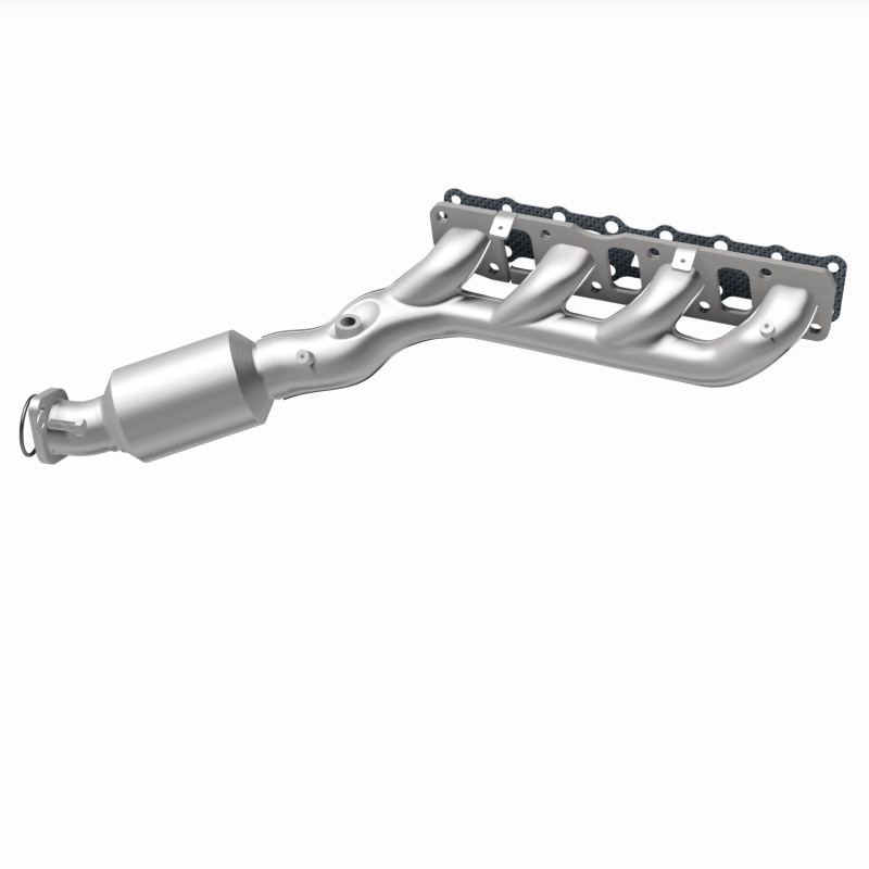 MagnaFlow 05-06 Nissan Titan 5.6L Direct Fit Converter thumbnail 4