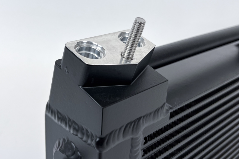 CSF Radiator Fluid Coolers 8275 BMW E60 M5 / E6X M6 Race-Spec Oil Cooler thumbnail 7