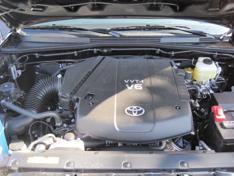 K&N 05-10 Toyota Tacoma/Tundra / 02-09 4Runner / 07-09 FJ Cruiser Drop In Air Filter thumbnail 6