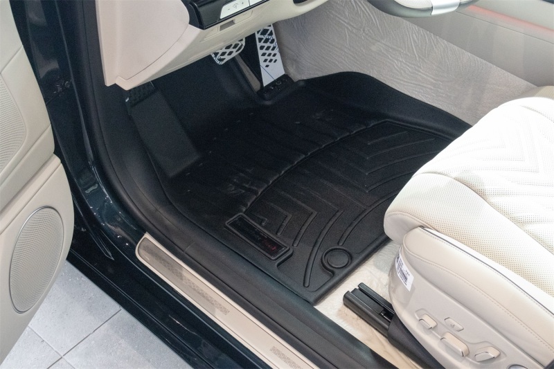 WT FloorLiner - Front - Blk