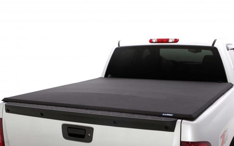 Lund 14-17 Chevy Silverado 1500 (6.5ft. Bed) Genesis Elite Tri-Fold Tonneau Cover - Black thumbnail 4