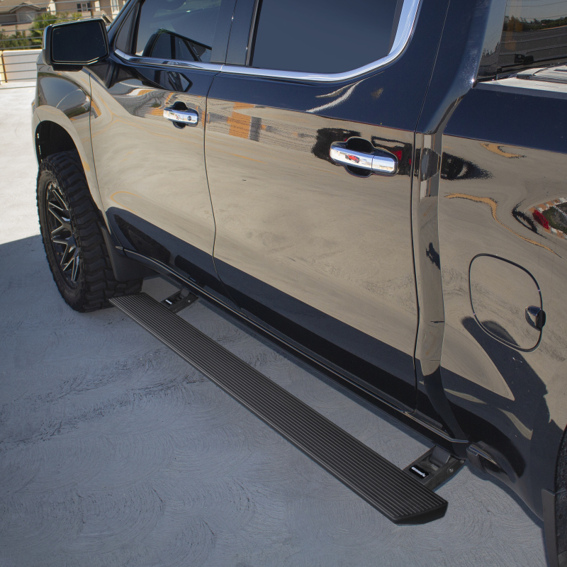 RealTruck 19-25 Chevy Silverado 1500 CC 4dr VoltStep Electric Running Board Kit - Tex. Blk thumbnail 3