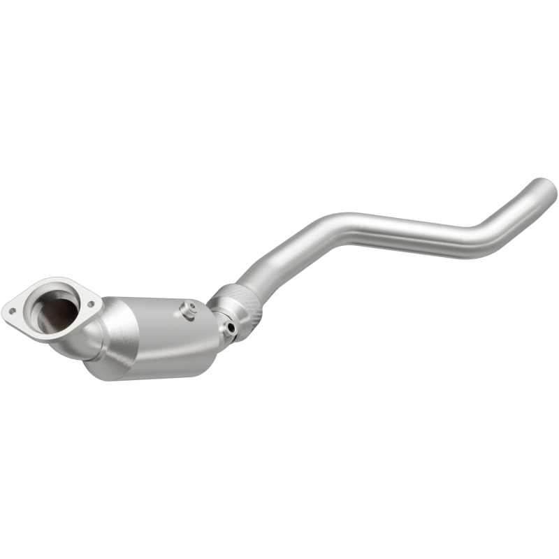 MagnaFlow Direct Fit Catalytic Converter 2005 Chrysler 300C 5.7L V8 / 2005 Dodge Magnum 5.7L V8 thumbnail 2