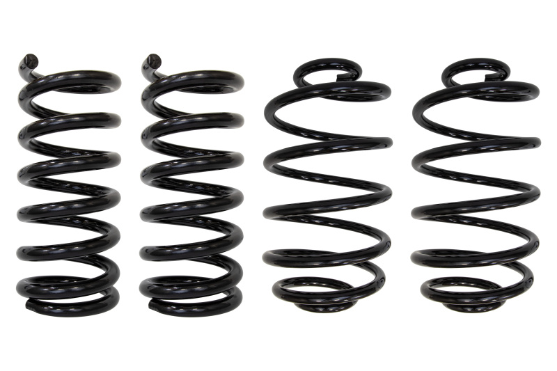 UMI Performance 78-88 GM G-Body Front 1in 70-81 F-Body 2-1/2in Lowering Spring