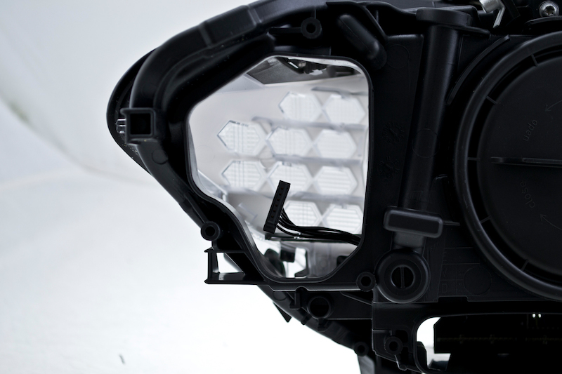 Hella 2011 BMW 5Ser Sdn F10 W/Ahl - Headlamp Lh Xen