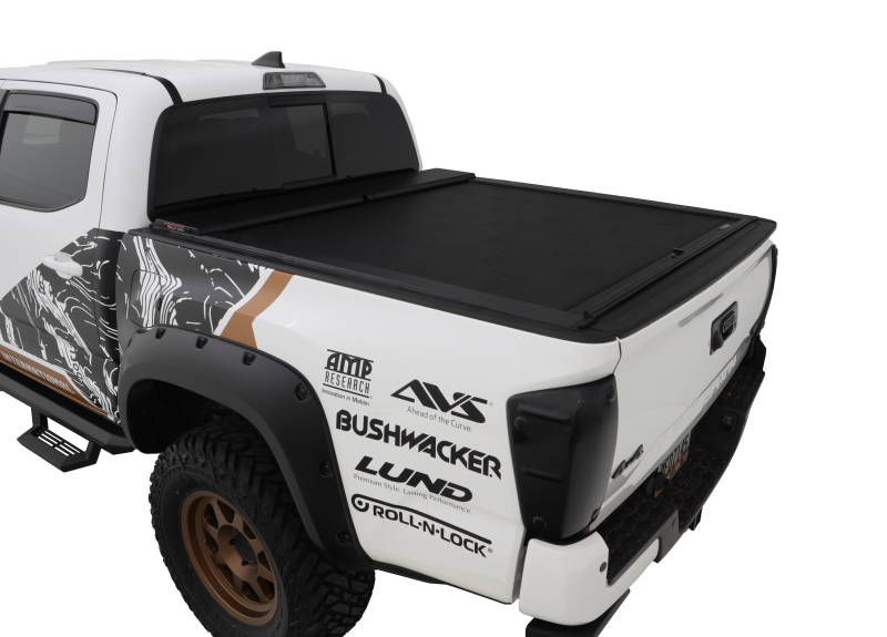 Roll-N-Lock 16-18 Toyota Tacoma Crew Cab SB 60-1/2in M-Series Retractable Tonneau Cover thumbnail 8