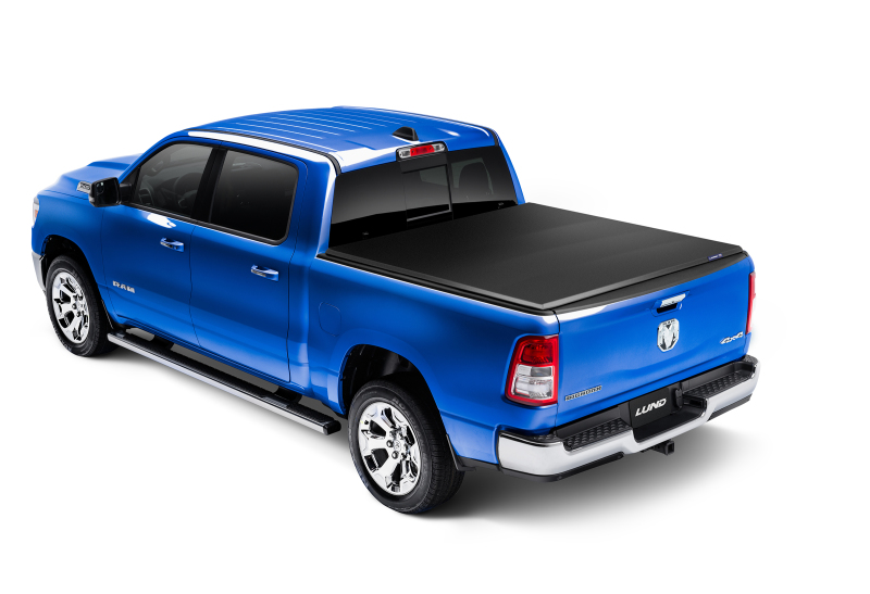 Lund 02-17 Dodge Ram 1500 (5.5ft. Bed) Genesis Elite Tri-Fold Tonneau Cover - Black thumbnail 5