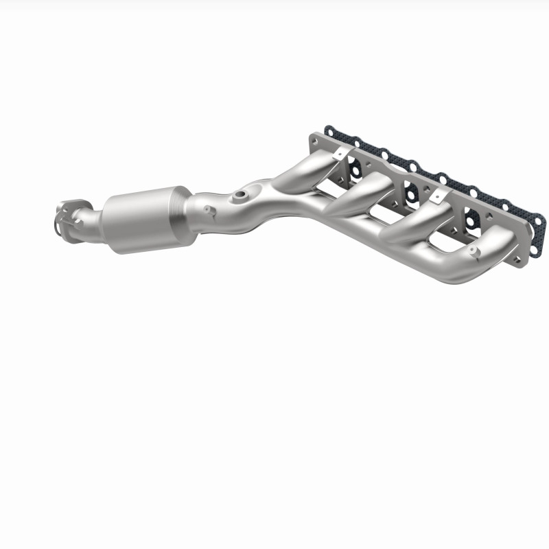 MagnaFlow 05-06 Nissan Titan 5.6L Direct Fit Converter thumbnail 6