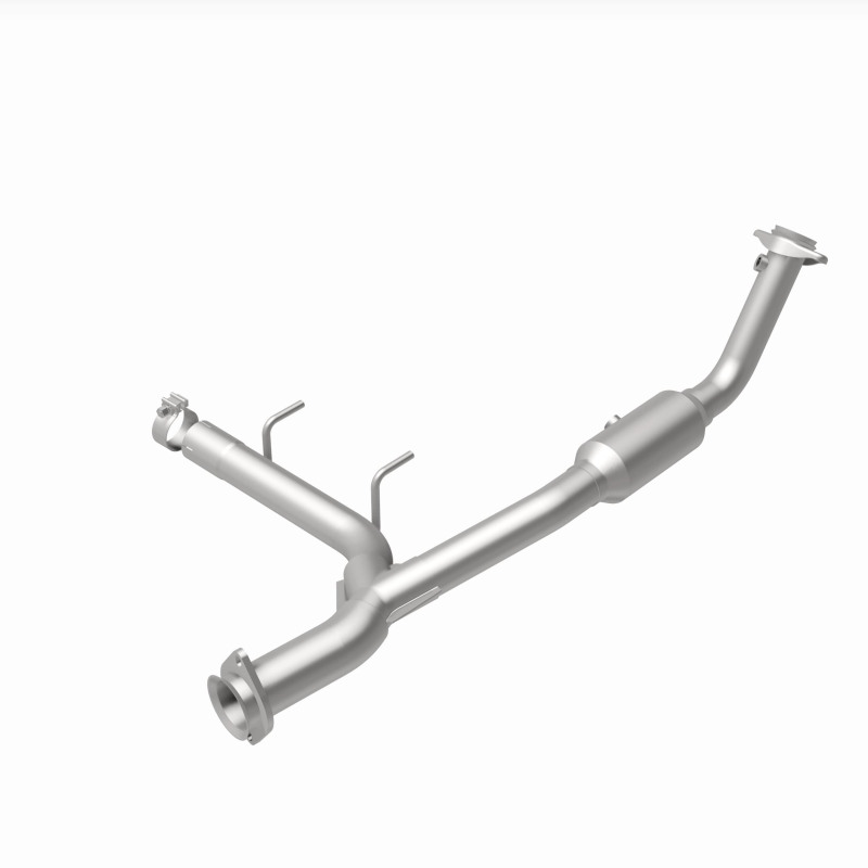 MagnaFlow 05-06 Ford Expedition 5.4L Direct Fit Converter thumbnail 3