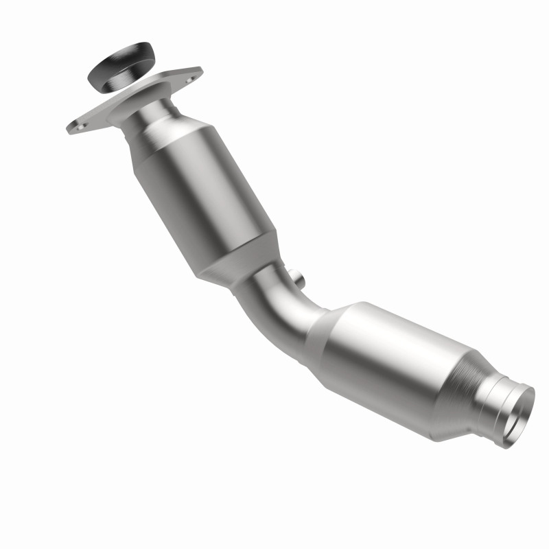 MagnaFlow 12-15 Prius V L4 1.8 OEM Underbody Direct Fit Converter thumbnail 2