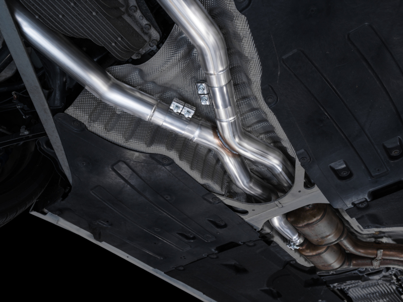AWE Tuning AWE Midpipes