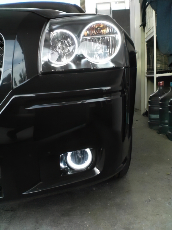 Oracle 05-10 Chrysler 300C LED Fog Light Halo Kit - Green