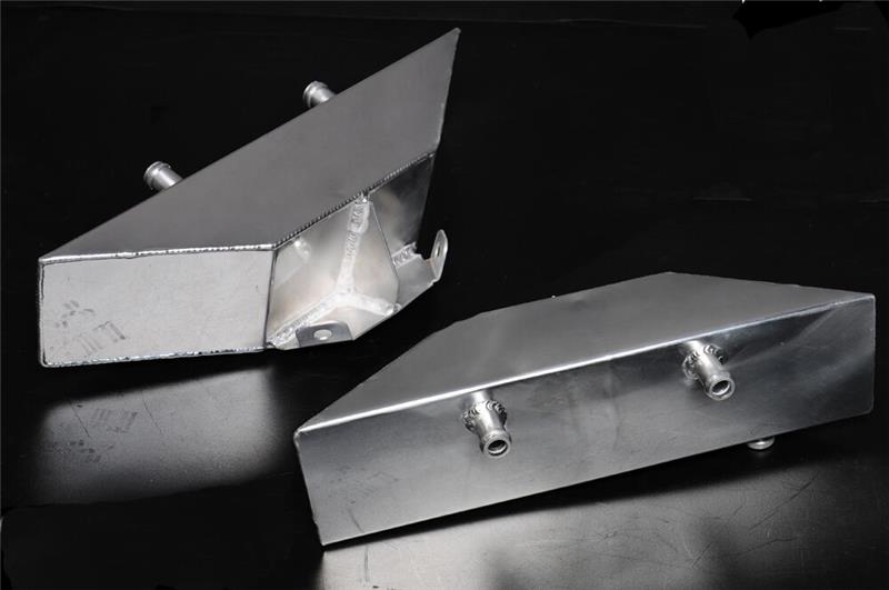 Weapon R 13 Scion FR-S Polished Alum Oil Tank