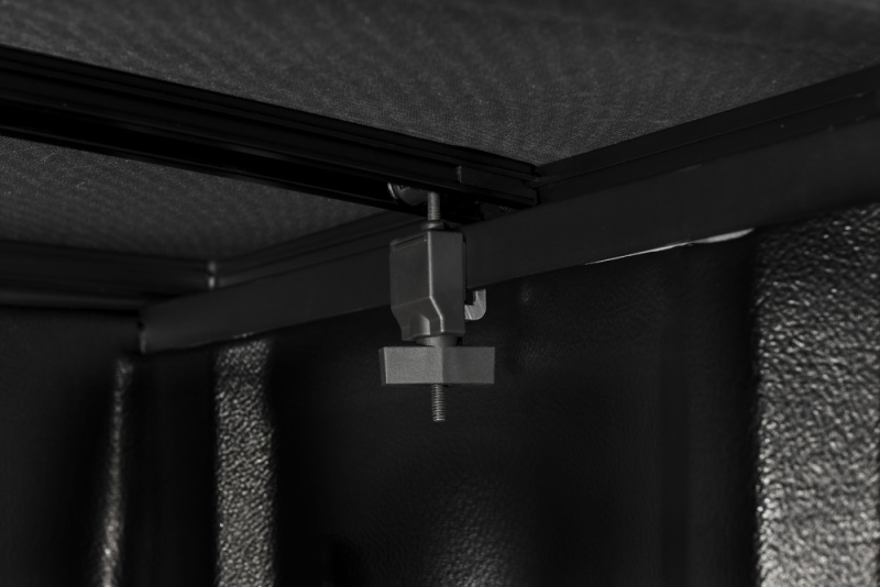 Extang 82-11 Ford Ranger Short Bed (6ft) Trifecta 2.0 thumbnail 9