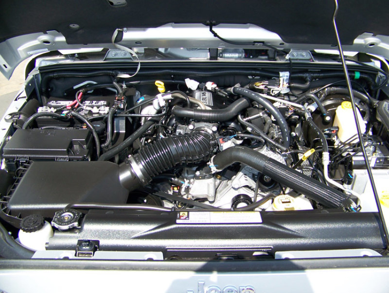 K&N 07-10 Jeep Wrangler 3.8L V6 Drop In Air Filter thumbnail 6