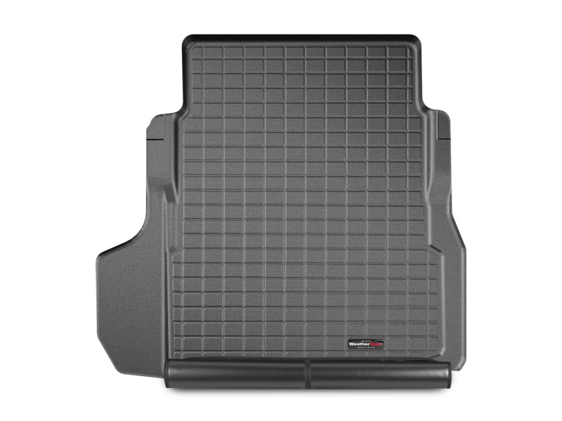 WeatherTech 16+ Jaguar XF Sedan Cargo Liner w/Bumper Protector - Black