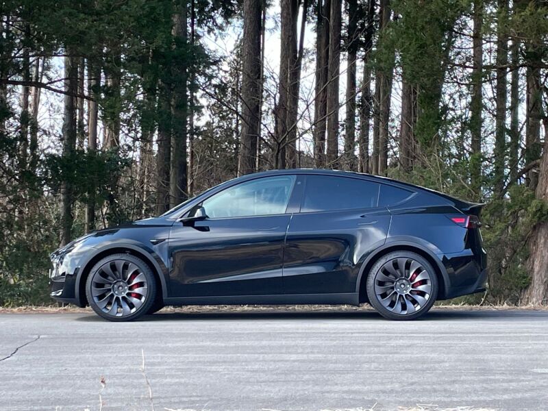 HKS 2022+ Tesla Model Y AWD Hipermax S Full Kit thumbnail 2