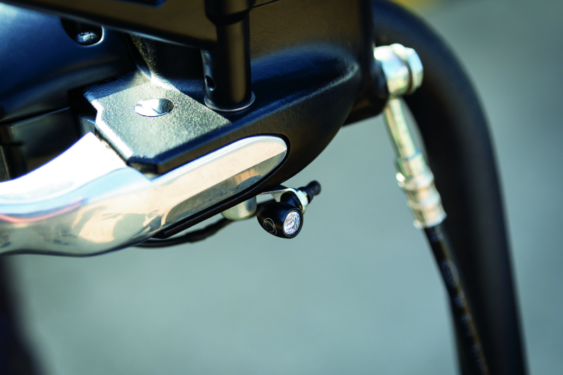 Kuryakyn Kellermann Signal Adapters and Mounts 2574 Mount, Handlebar Control Mount, Silver, Pair thumbnail 4