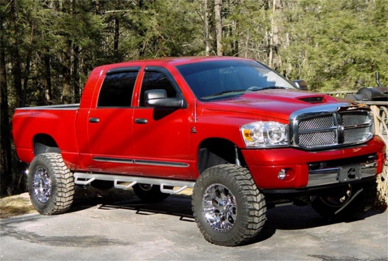 Nerf Step - W2W w/BedAcs(3Stps)-06-08Ram1500/06-09 2500/3500 6'4"Mega-GlossBlk
Step Systems; Nerf Step; Gloss Black