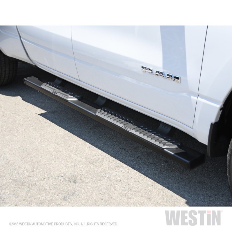 Westin 19-26 Ram 1500 Quad Cab (Excl Ram 1500 Classic) R5 Nerf Step Bars - Black thumbnail 8