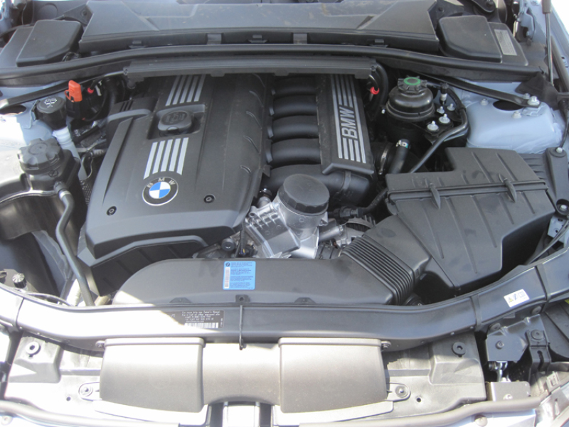 K&N 06 BMW 325 3.0L-L6 Drop In Air Filter thumbnail 4