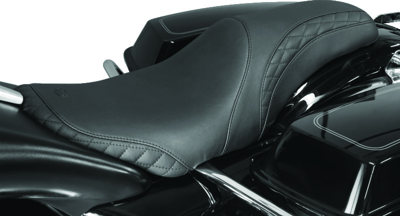 Mustang 06-17 Harley Dyna Standard Touring Solo Seat - Black