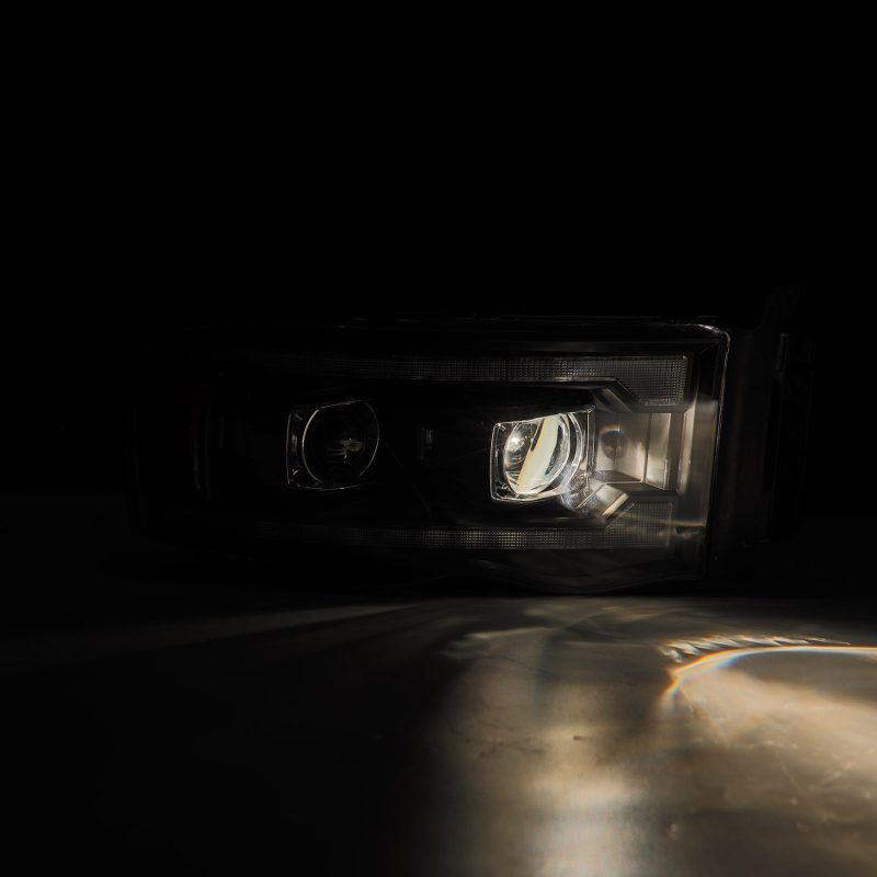 AlphaRex 02-05 Dodge Ram 1500 PRO-Series Projector Headlights Plank Style Black w/Seq Signal thumbnail 5