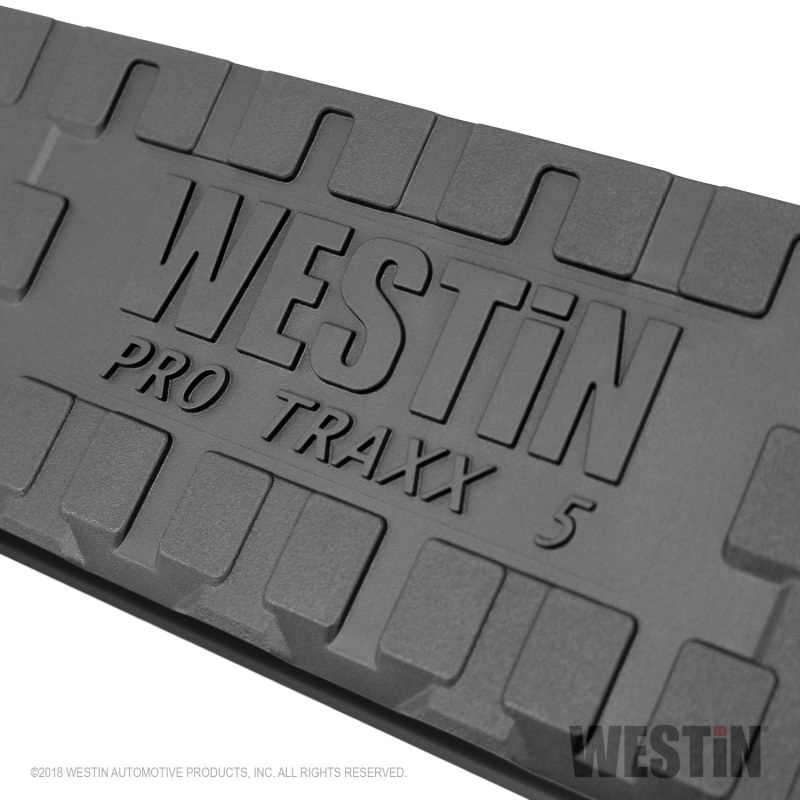 Westin 2019 Chevrolet Silverado Crew Cab w/ 6.5ft Bed PRO TRAXX 5 W2W Oval Nerf Step Bars - Black thumbnail 6
