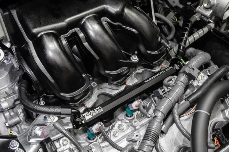Radium Engineering Toyota 2GR-FE Fuel Rail Kit