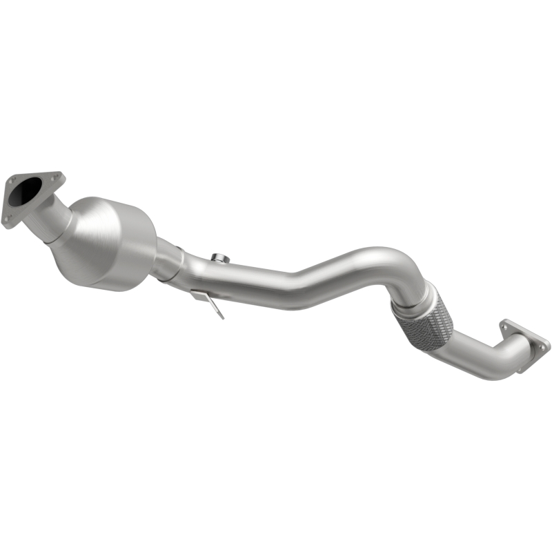 MagnaFlow Direct Fit Catalytic Converter 07 VW Touareg 3.6L Front close thumbnail 3