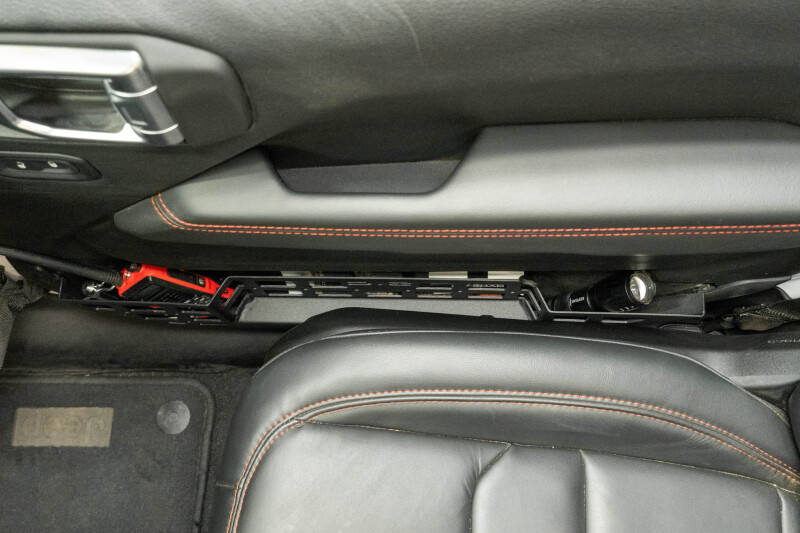DV8 Offroad 18-25 Jeep Wrangler JL Electric Seat Front Door Molle Pockets