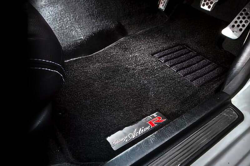 GReddy Garage 89-94 Nissan Skyline GT-R R32 Floor Mat Set thumbnail 2