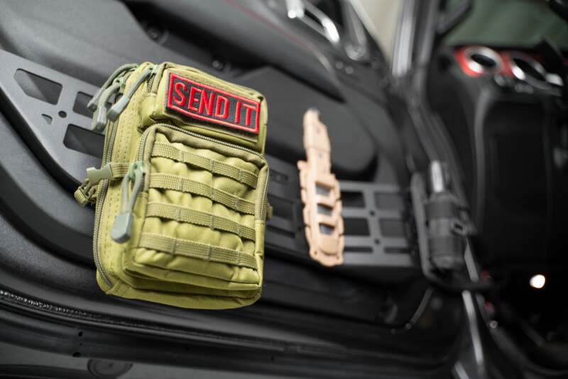 DV8 Offroad 18-20 Jeep Wrangler (JL)/Gladiator (JT) Front Door Pocket Molle Panels thumbnail 8