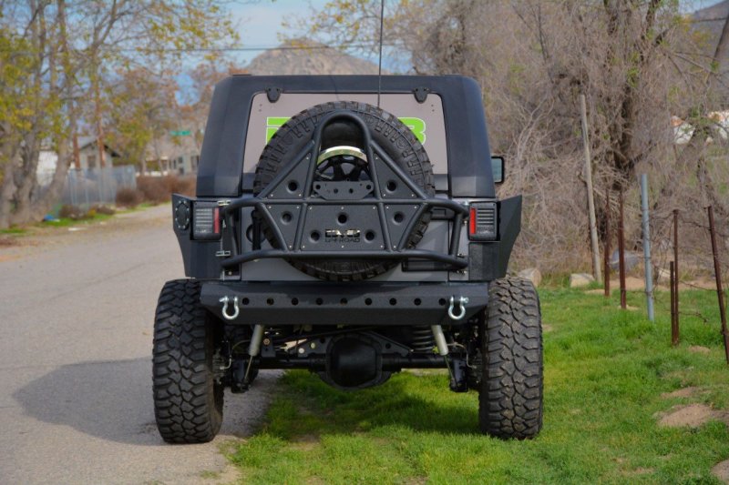 07-18 Jeep Wrangler Body Mounted Tire Carrier - Image 11