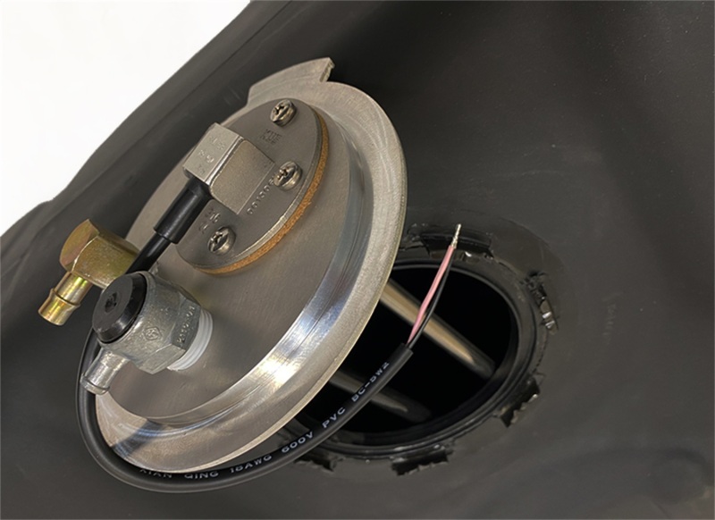 Titan Fuel Tanks 17-22 Ford F-350/F-450/F-550 40 Gallon After-Axle Auxiliary Fuel Tank System thumbnail 9