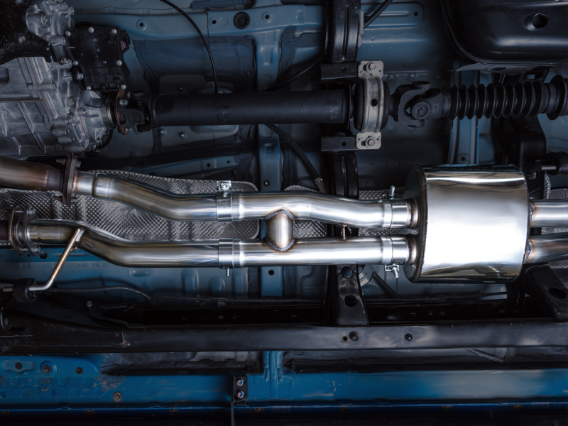 AWE Tuning 16-22 Toyota Tacoma 0FG Cat-Back Exhaust w/ BashGuard - Dual Diamond Black Tips thumbnail 9