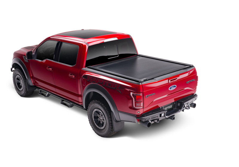 Retrax 04-18 Titan Crew Cab 4-doors(w/ or w/o Utilitrack) RetraxONE XR thumbnail 8