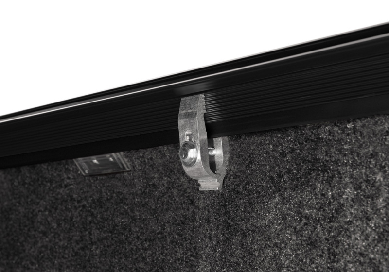 Truxedo 14-18 GMC Sierra & Chevrolet Silverado 1500 5ft 8in Sentry CT Bed Cover thumbnail 9