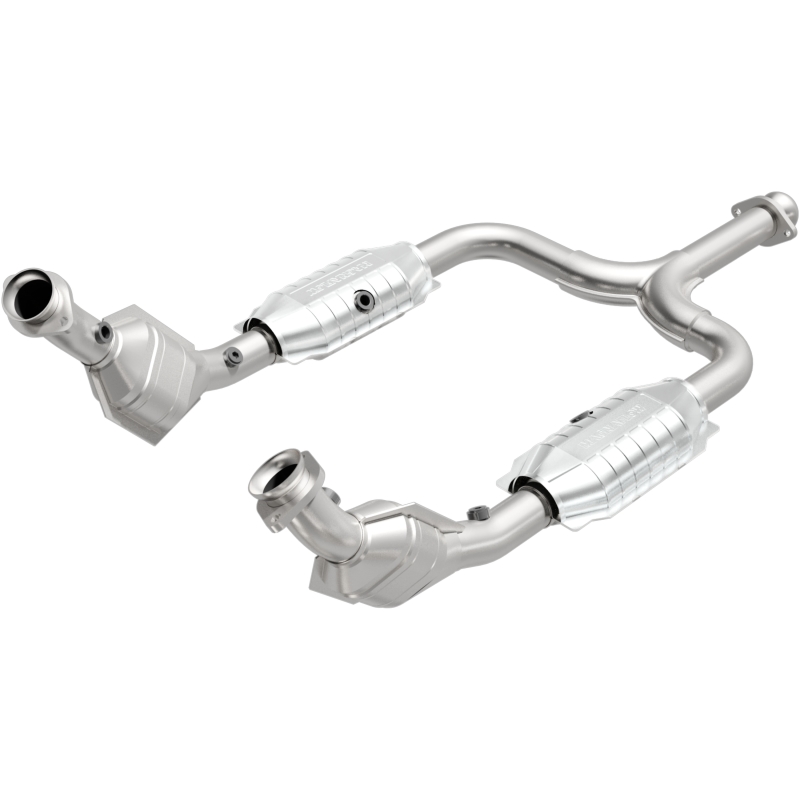 MagnaFlow Direct Fit Catalytic Converter 99-01 Ford Mustang 3.8L thumbnail 3