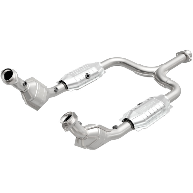 MagnaFlow Direct Fit Catalytic Converter 99/01-03 Ford Mustang 3.8L thumbnail 4