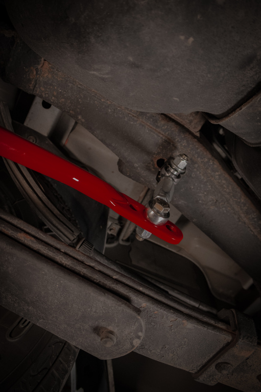 UMI Performance 15-24 Ford F-150 1in Solid Rear Sway Bar - Red thumbnail 9