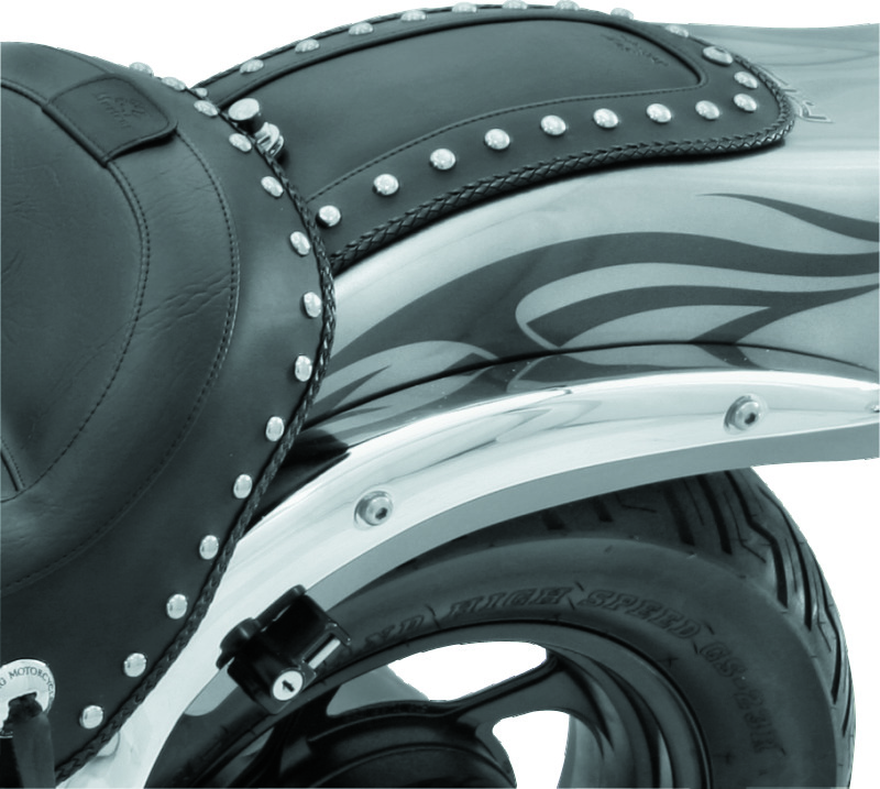 Mustang 01-04 Suzuki 80 Volusia, 05-08 Boulevard C50, 08-09 C109R Fender Bib w/Studs - Black