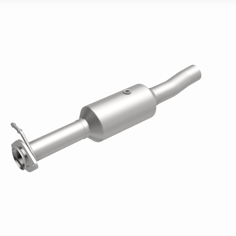 MagnaFlow 09-10 Ford F-550 Super Duty V10 6.8L Rear Underbody Direct Fit Catalytic Converter thumbnail 8