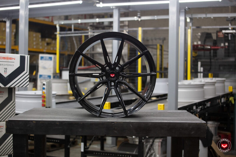 Vossen Forged Evo-2R - 19x8.5 - 5x120 - ET35 - GB - Gloss Black - C8 Stingray Fitment - Front