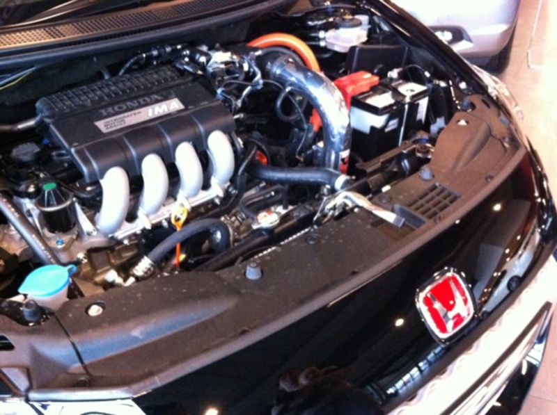 Injen 11 Honda CRZ Hybrid 1.5L 4 cyl (Manual Only) Polished Cold Air Intake w/ MR Technology thumbnail 6
