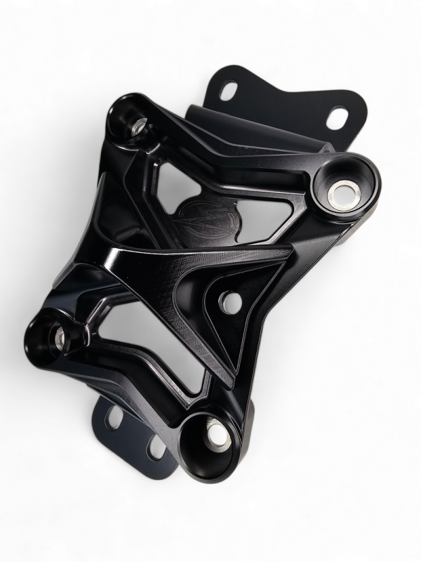 Elektric Offroad 2022+ Can Am X3 Maverick 10 Bolt Radius Rod Plate With Pull Hook (Black)