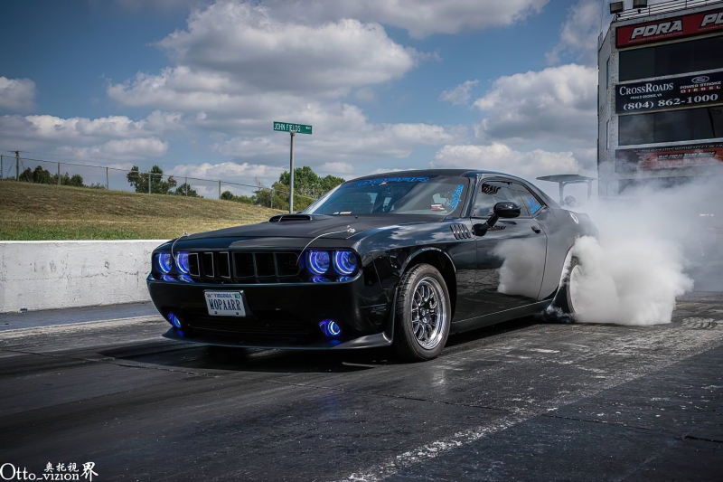 Oracle 08-14 Dodge Challenger LED Projector Headlight Halo Kit - Blue