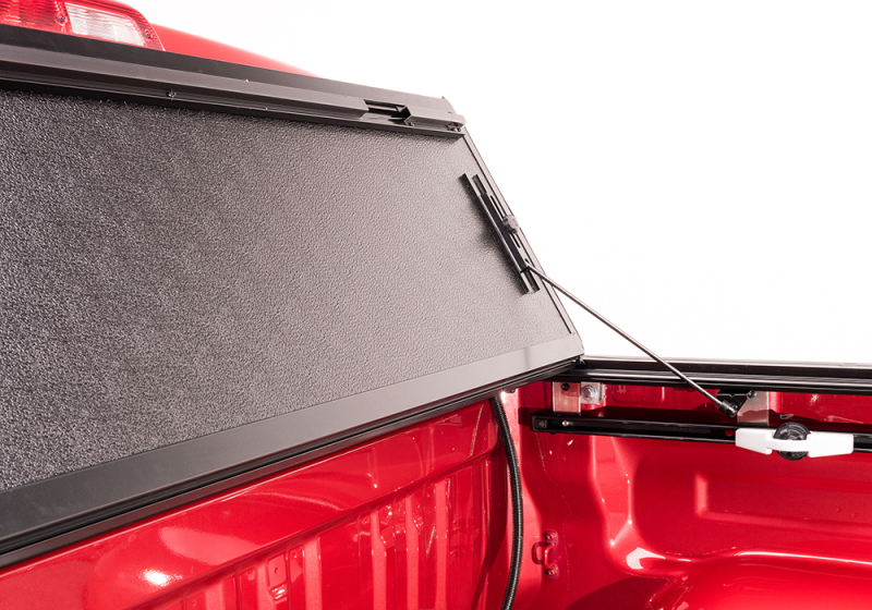 BAK 2022 Nissan Frontier 5ft Bed BAKFlip G2 thumbnail 6
