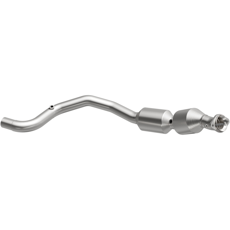 MagnaFlow 13-17 Range Rover V8 5 OEM Underbody Direct Fit EPA Compliant Catalytic Converter thumbnail 2